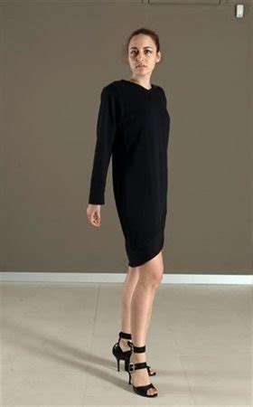abito nero ysl